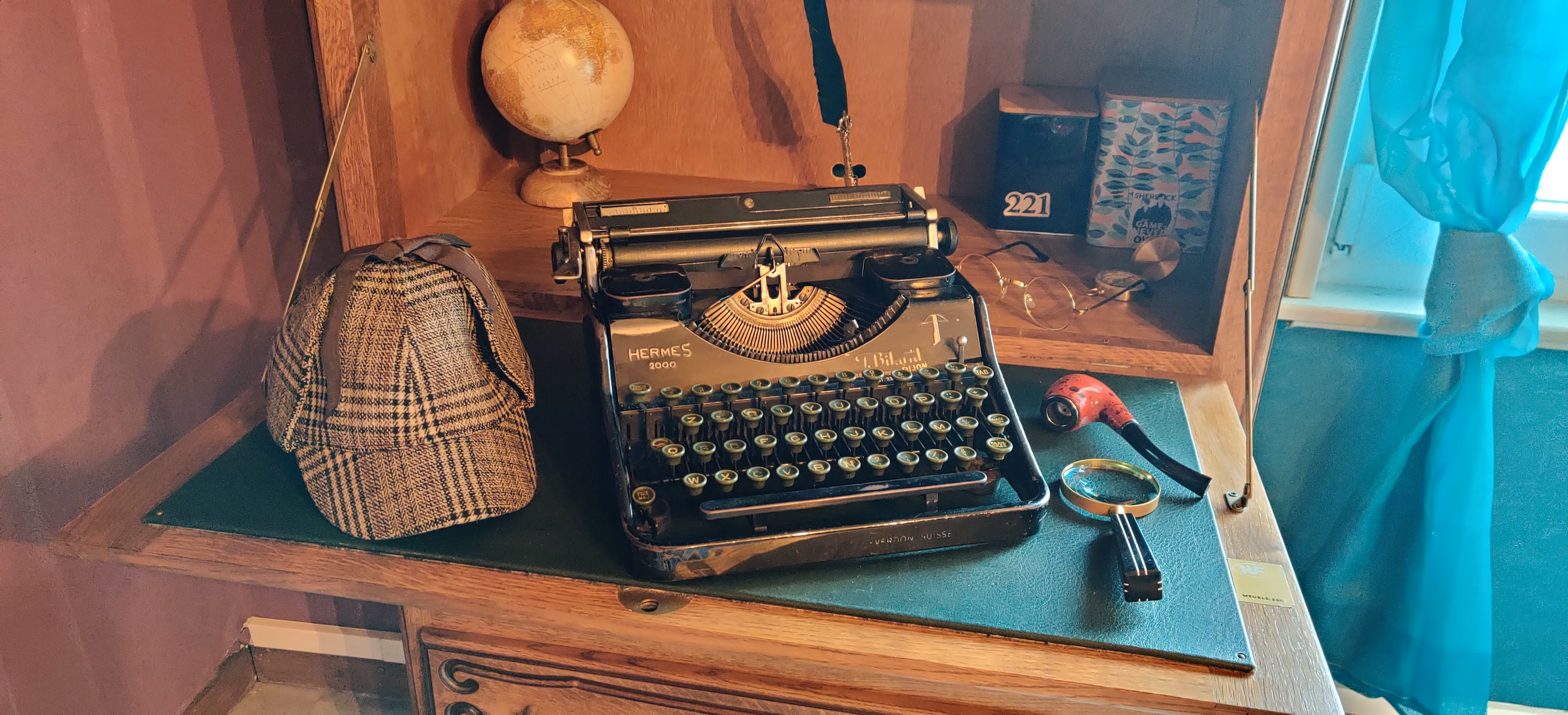 Escape Game Background